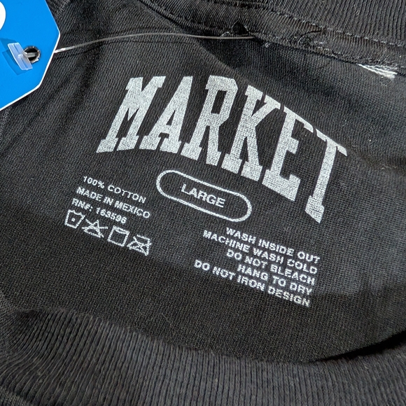 Market Black T-Shirt with Graphic Logo Mens Lrg New With Tag - Picture 3 of 3